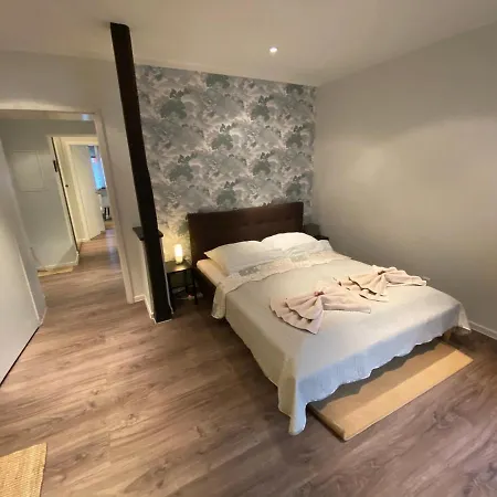 Harry's * エアフルト